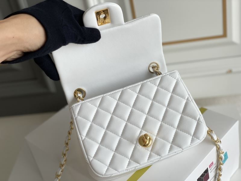 Ch**el cf series bags